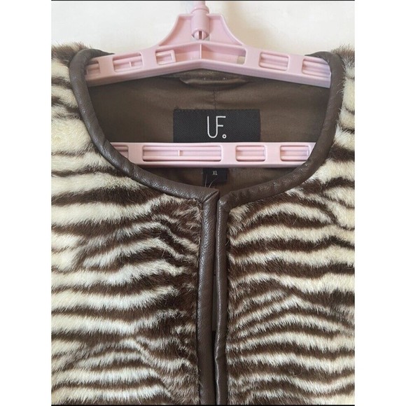 Anthropologie UNREAL FUR Striped Faux Fur Jacket - Retail $429, Size: XL NWT - Picture 5 of 11